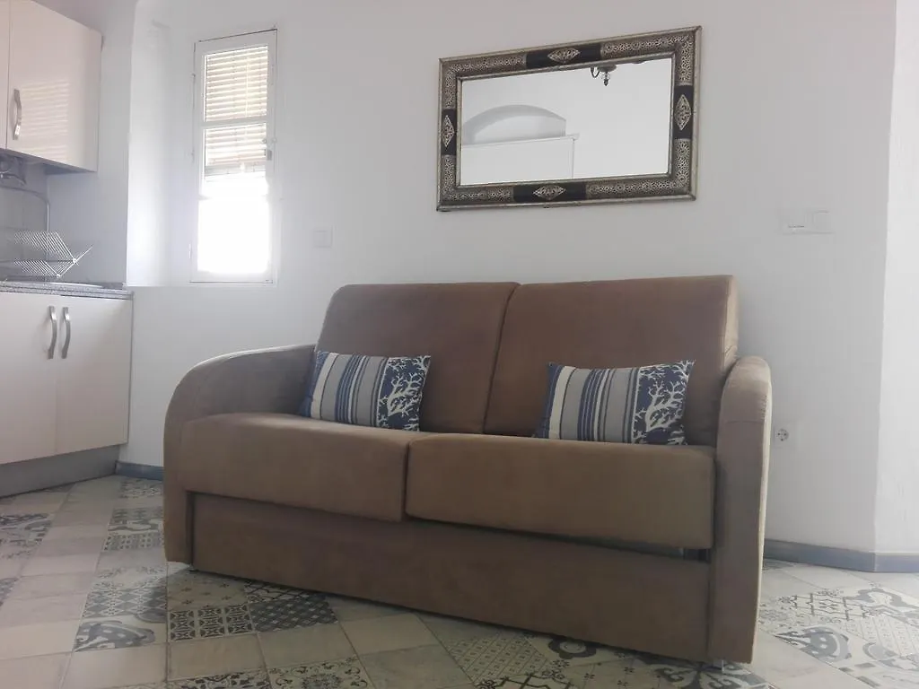 Ave Maria 10 Apartment Tarifa